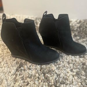 Women Wedge booties!